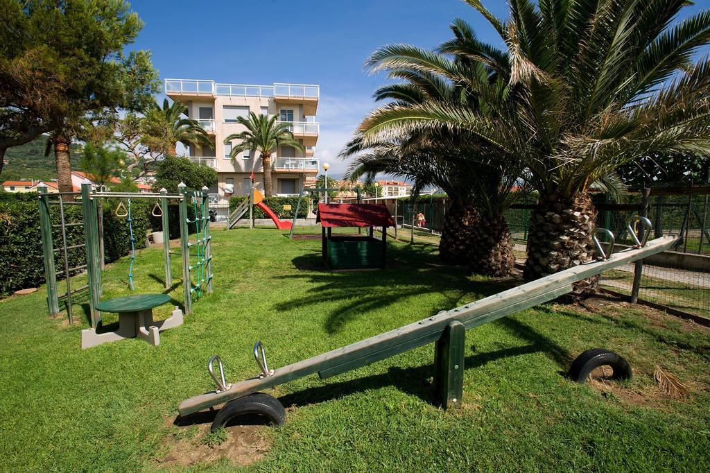 Residence Riviera Альбенга Экстерьер фото